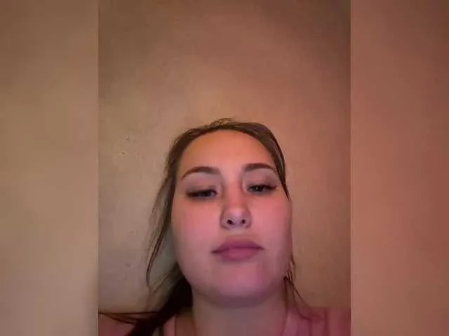 SweetyW- on BongaCams