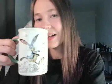 courtney_luv — GOAL: drooling on pussy [100 tokens remaining]  Welcome to my room!  #18 #new #squirt #natural #skinny