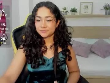 rossie_lanie_ — GOAL: control of my lush x 10 min [363 tokens remaining] Welcome to my room! #pantyhose #18 #daddysgirl #bigass #latina